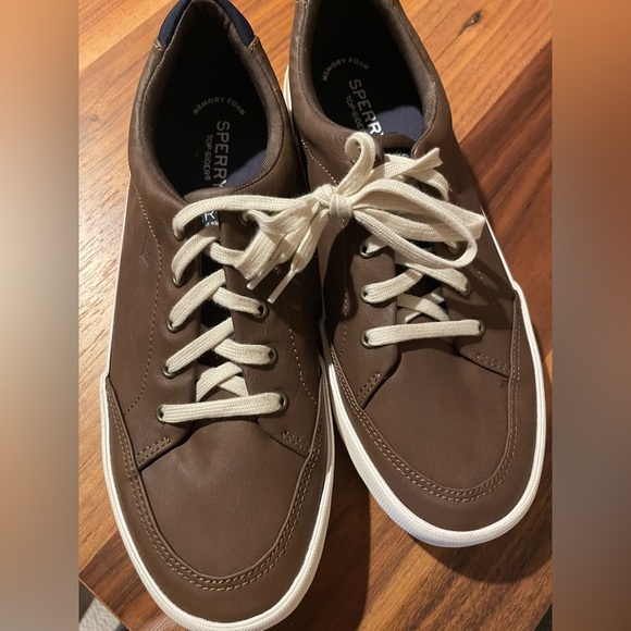 Sperry NEW Fall Brown Leather Women's Sneakers - Picture 3 of 5